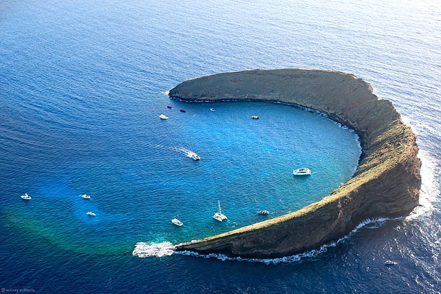 Molokini Snorkeling & Dive Spots Backside